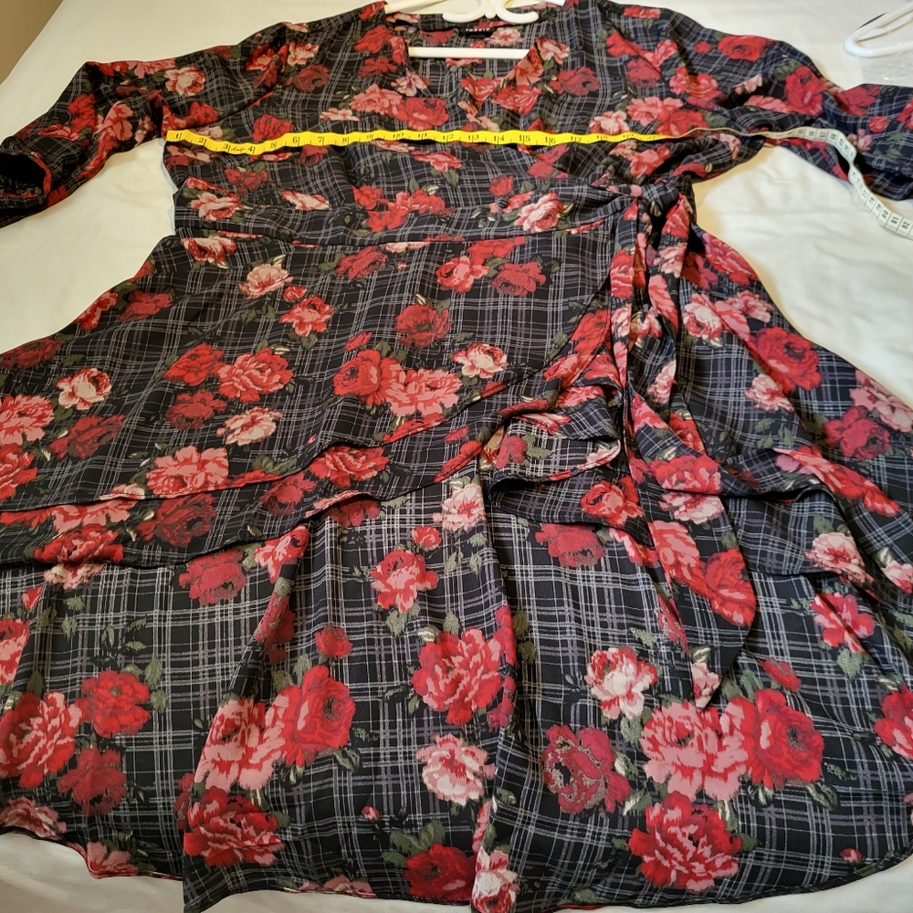 torrid Black Floral Wrap Tunic with Red Roses